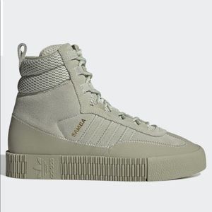 Adidas Samba Boot in Halo Green, NWT in size 6